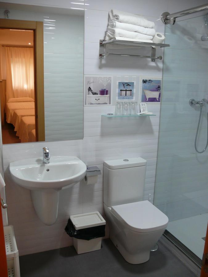 Hostal La Hispanidad Màlaga Exteriér fotografie