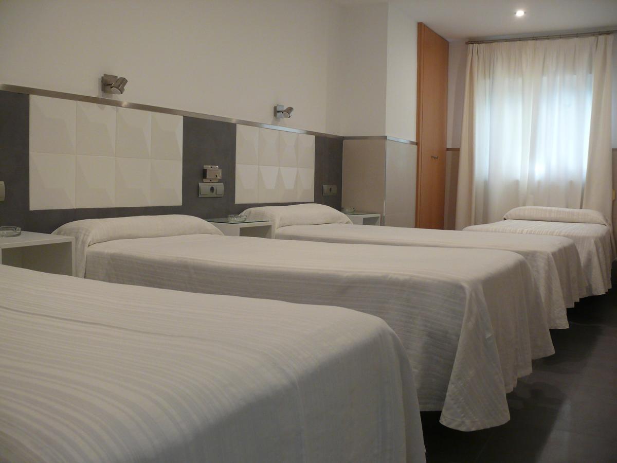 Hostal La Hispanidad Màlaga Exteriér fotografie